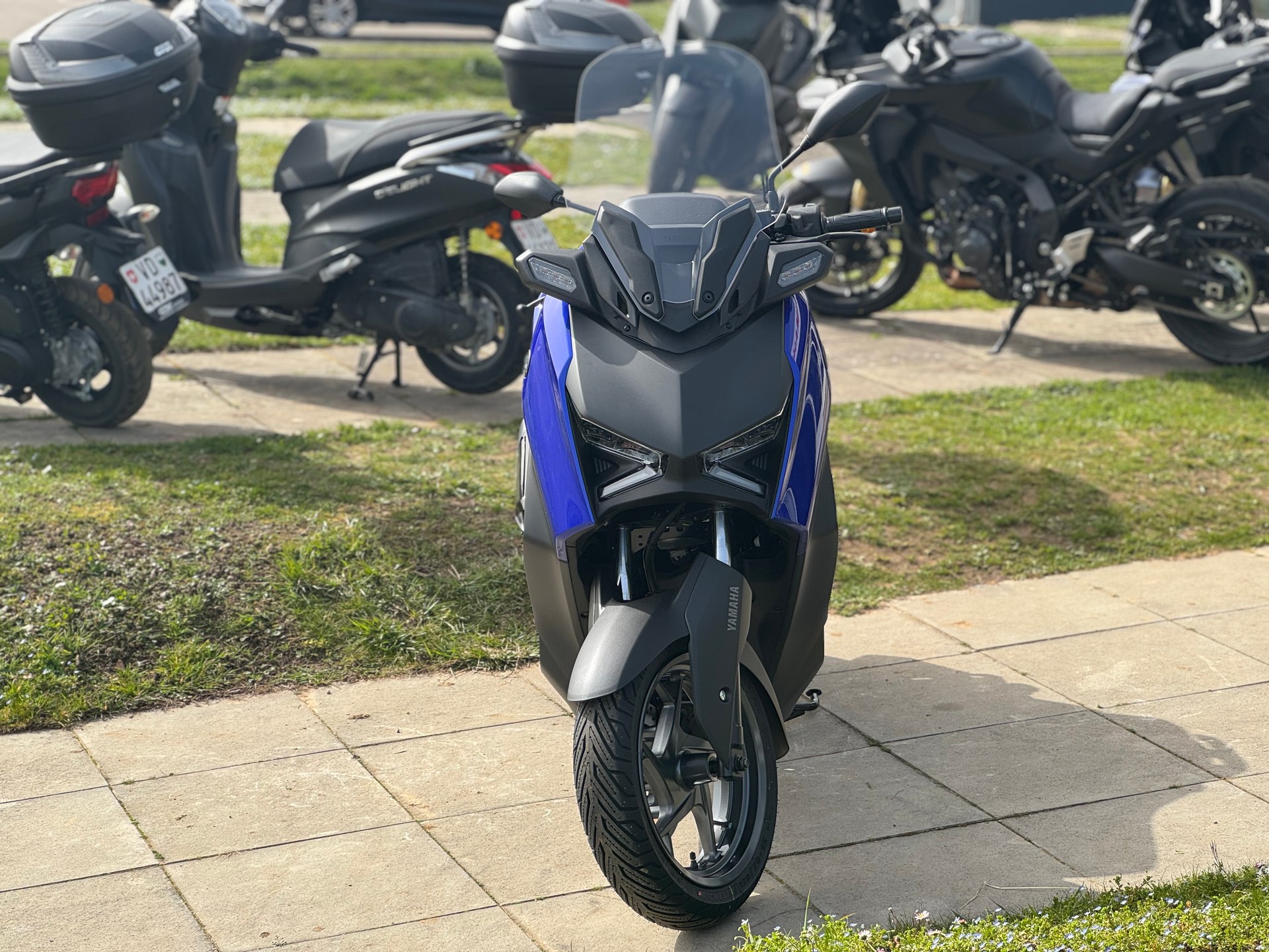 YAMAHA X-Max 300-image-4