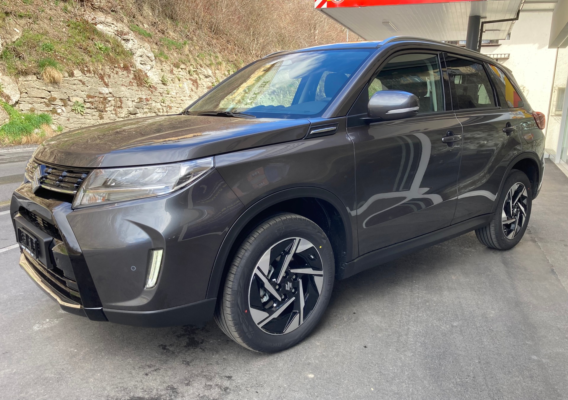 SUZUKI Vitara 1.4 Boosterjet Compact Top 4x4 Hybrid Automatic-showroom-element-1
