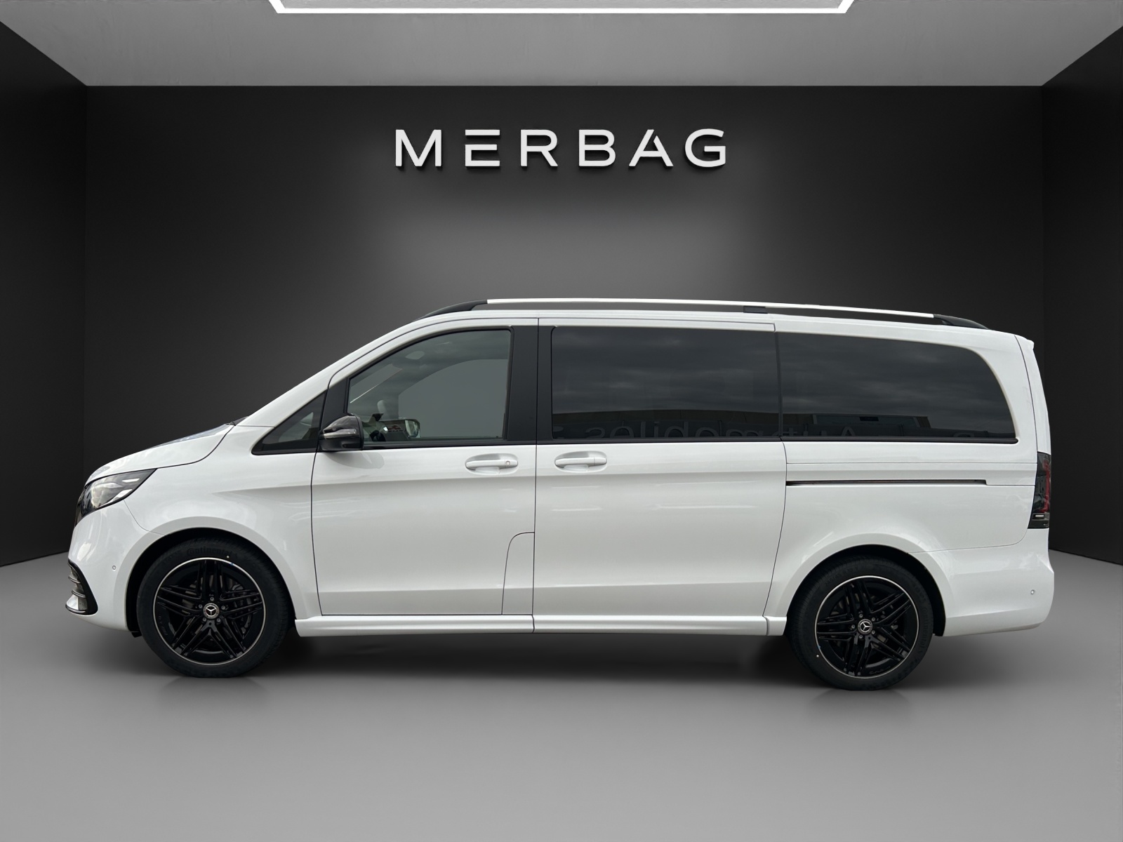 MERCEDES-BENZ V 300 d lang Swiss Edition 9G-Tronic-image-3