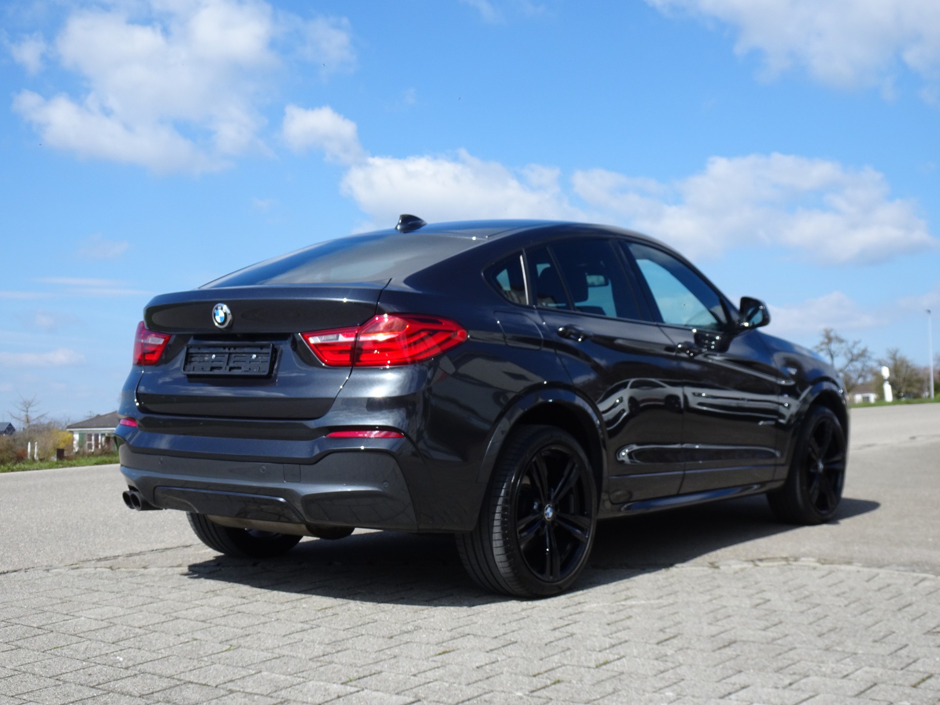 BMW X4 xDrive 35d M Sport Steptronic-image-3