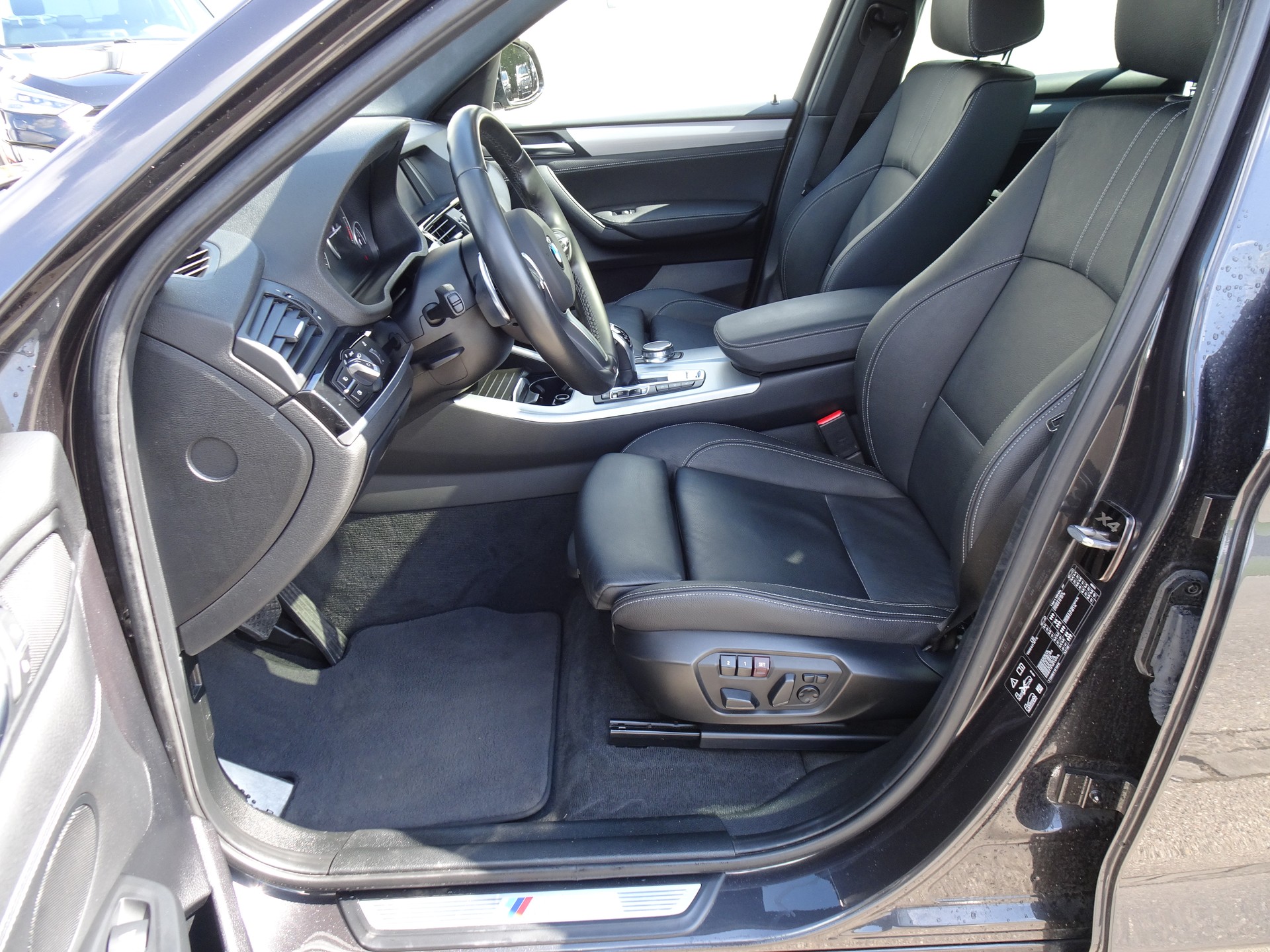 BMW X4 xDrive 35d M Sport Steptronic-image-10