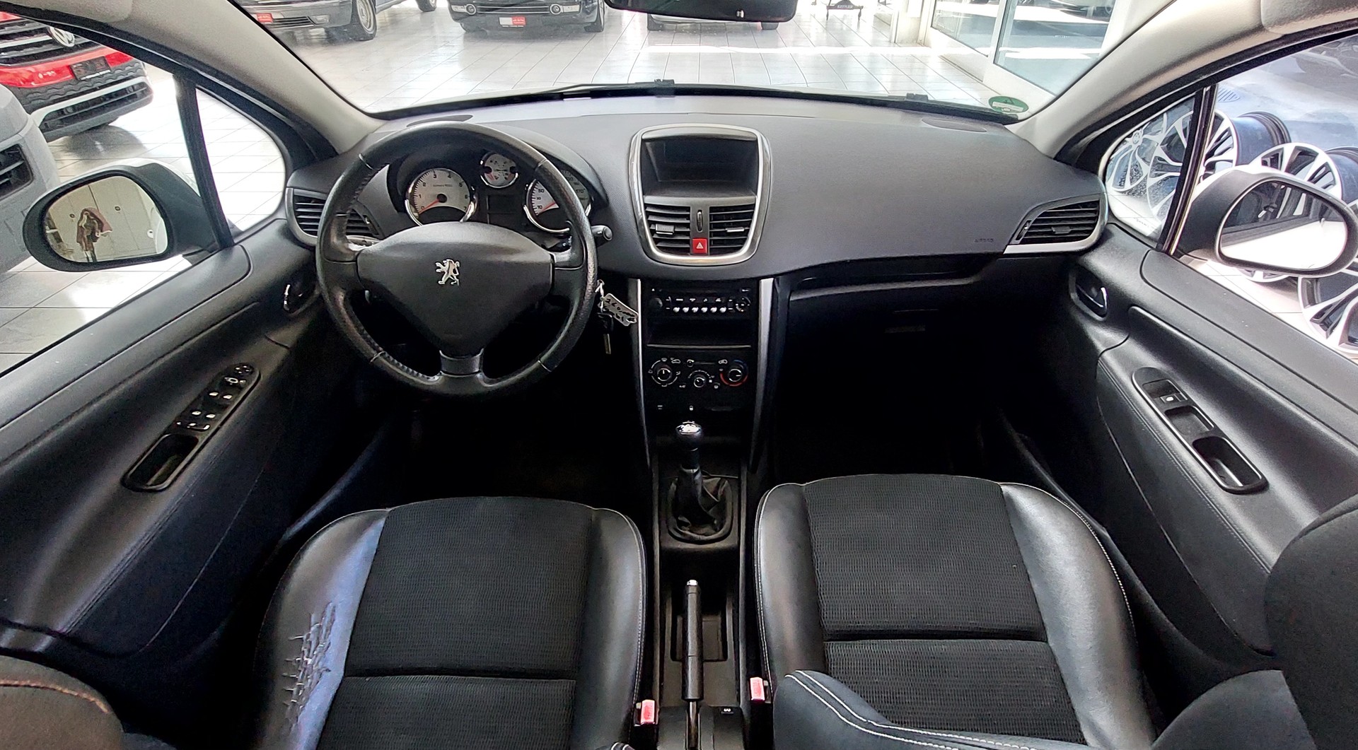 PEUGEOT 207 SW 1.6 16V Active-image-6