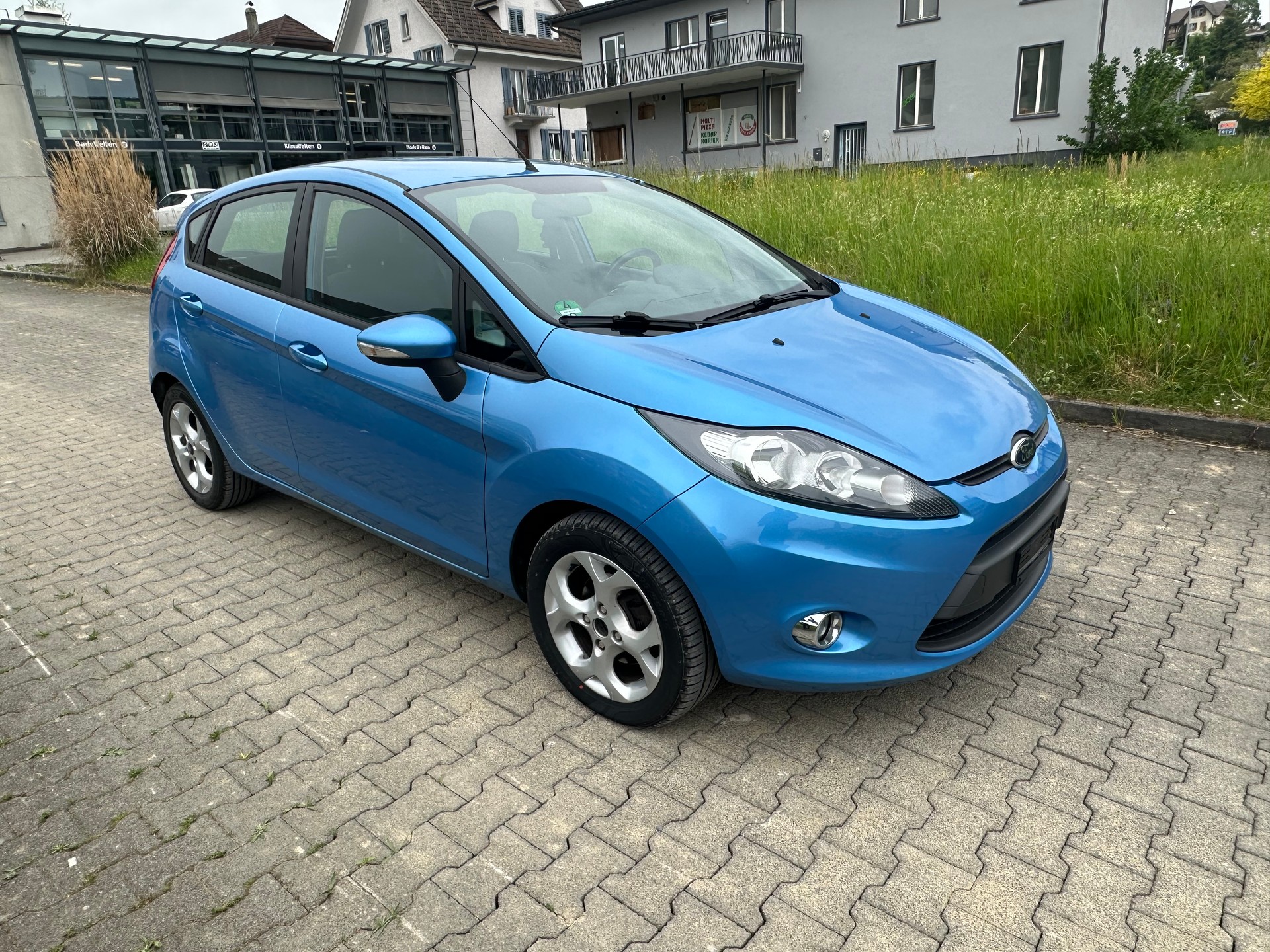 FORD Fiesta 1.25 16V Ambiente-image-5