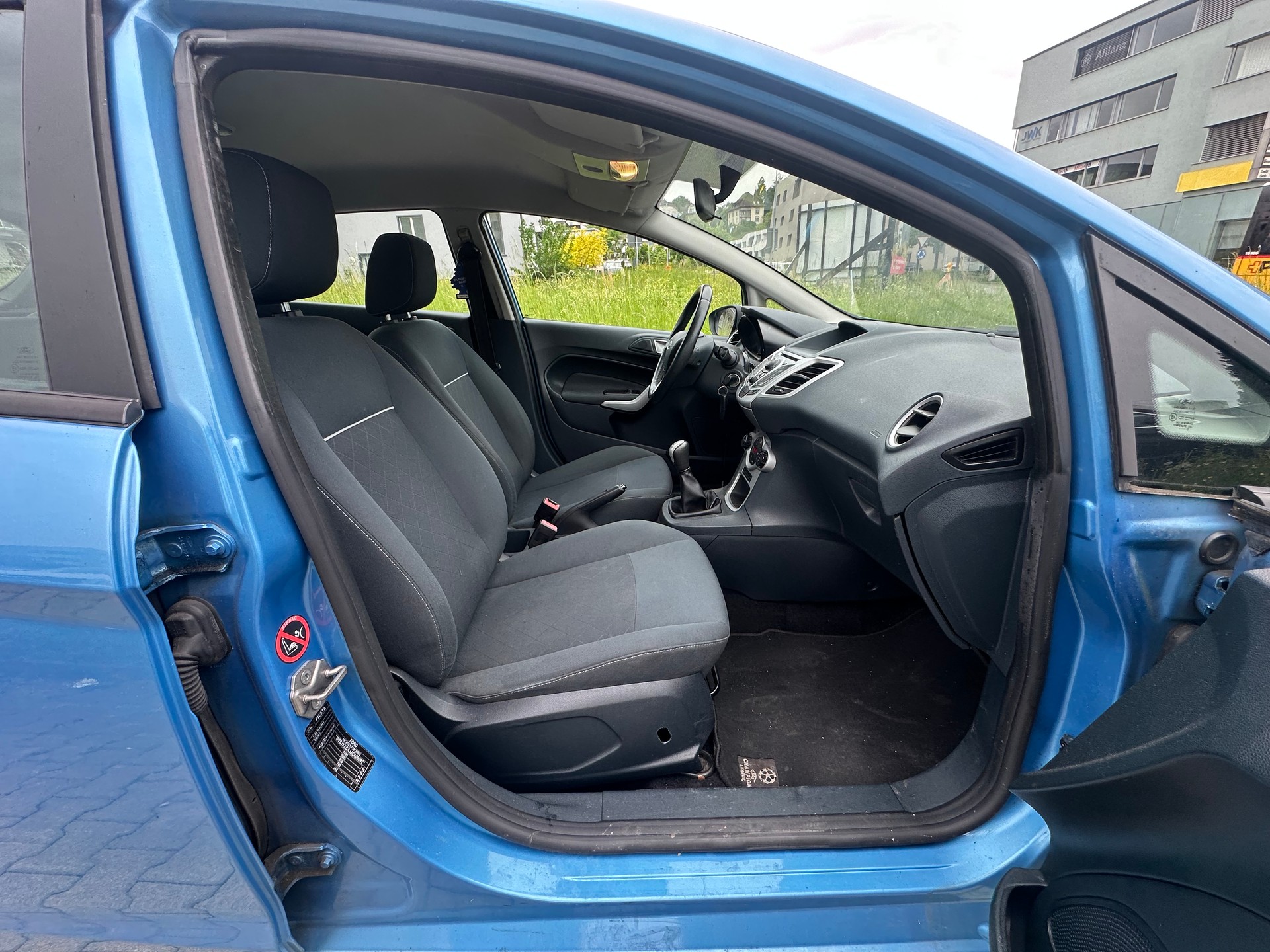 FORD Fiesta 1.25 16V Ambiente-image-6