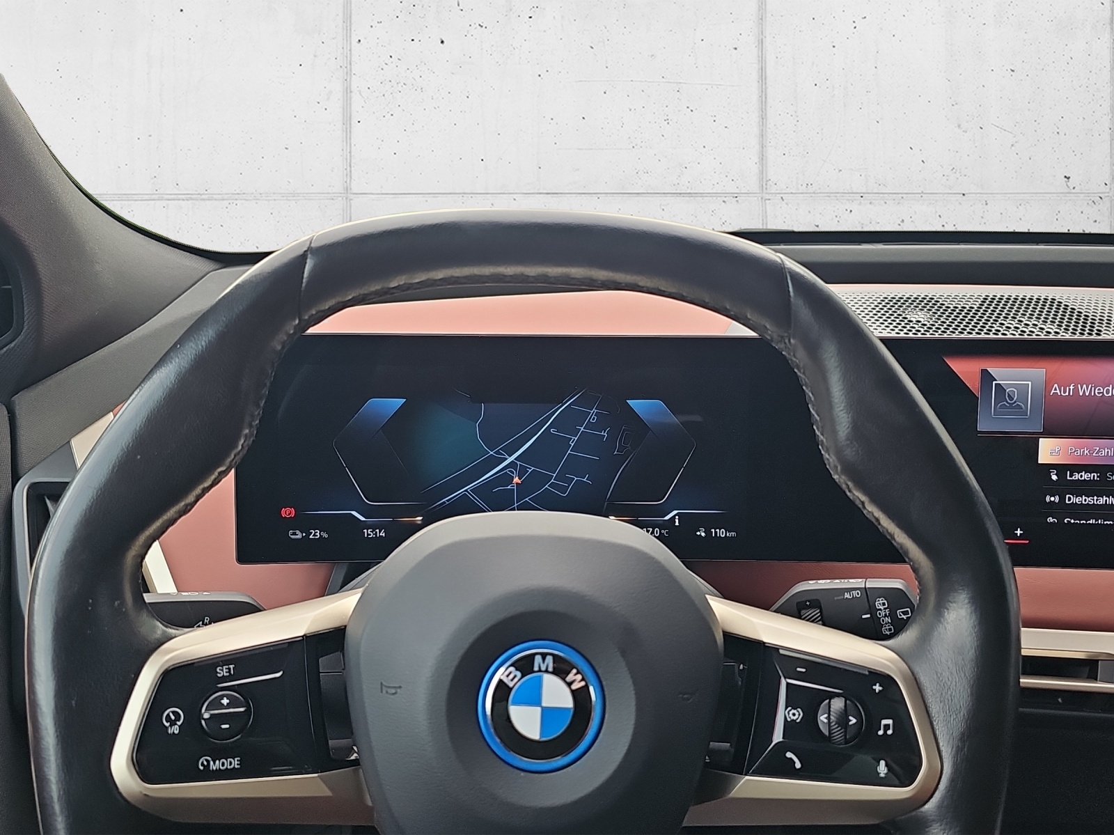 BMW iX xDrive50-image-13
