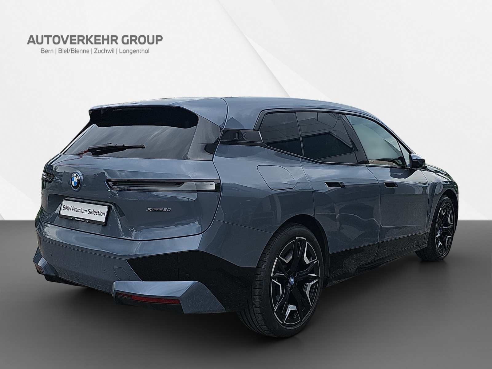 BMW iX xDrive50-image-6