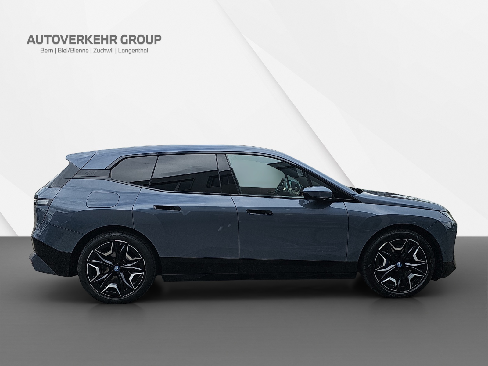 BMW iX xDrive50-image-7