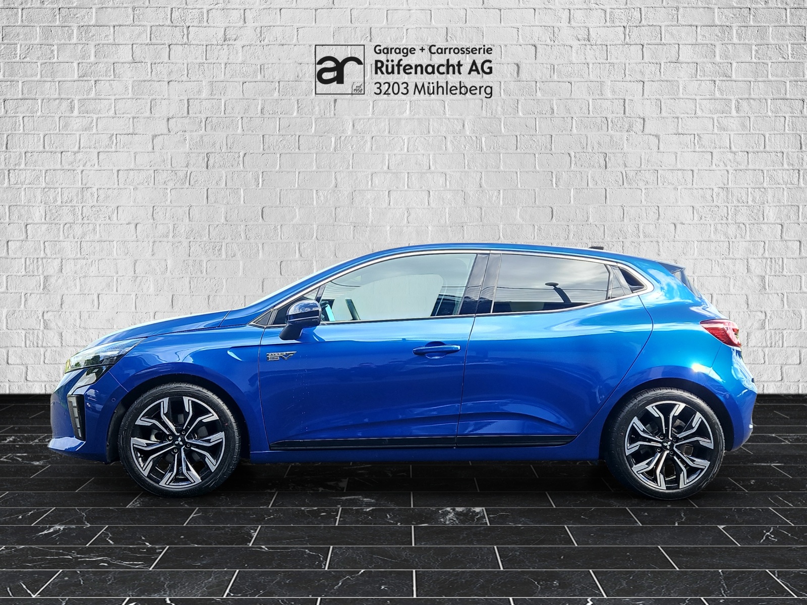 MITSUBISHI Colt 1.6 HEV Instyle-image-4