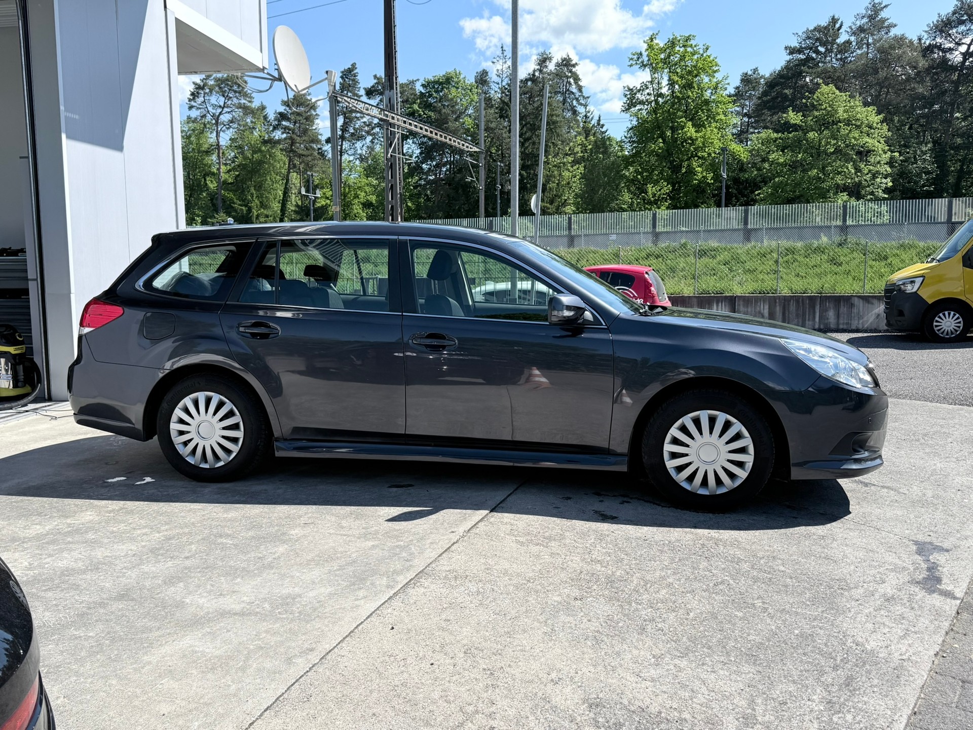 SUBARU Legacy 2.0i Swiss AWD Lineartronic-image-3