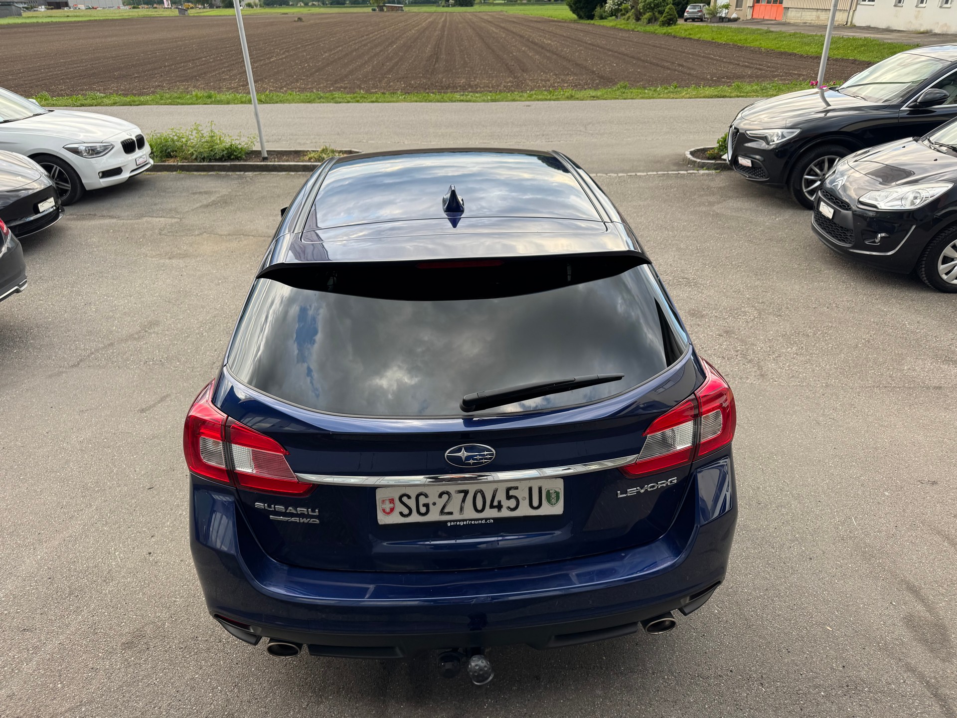SUBARU Levorg 2.0i Swiss Plus AWD Lineartronic-image-12