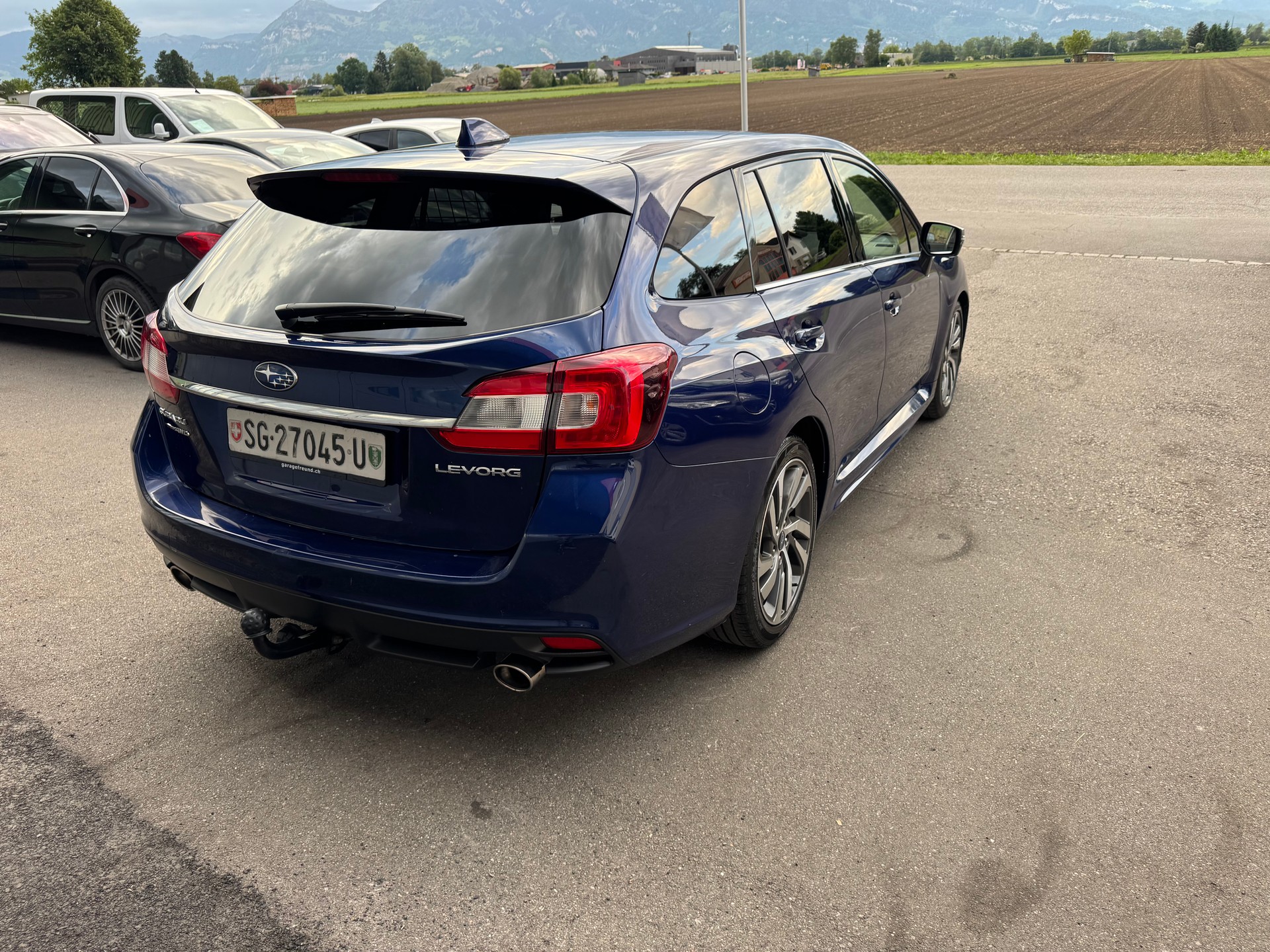 SUBARU Levorg 2.0i Swiss Plus AWD Lineartronic-image-10