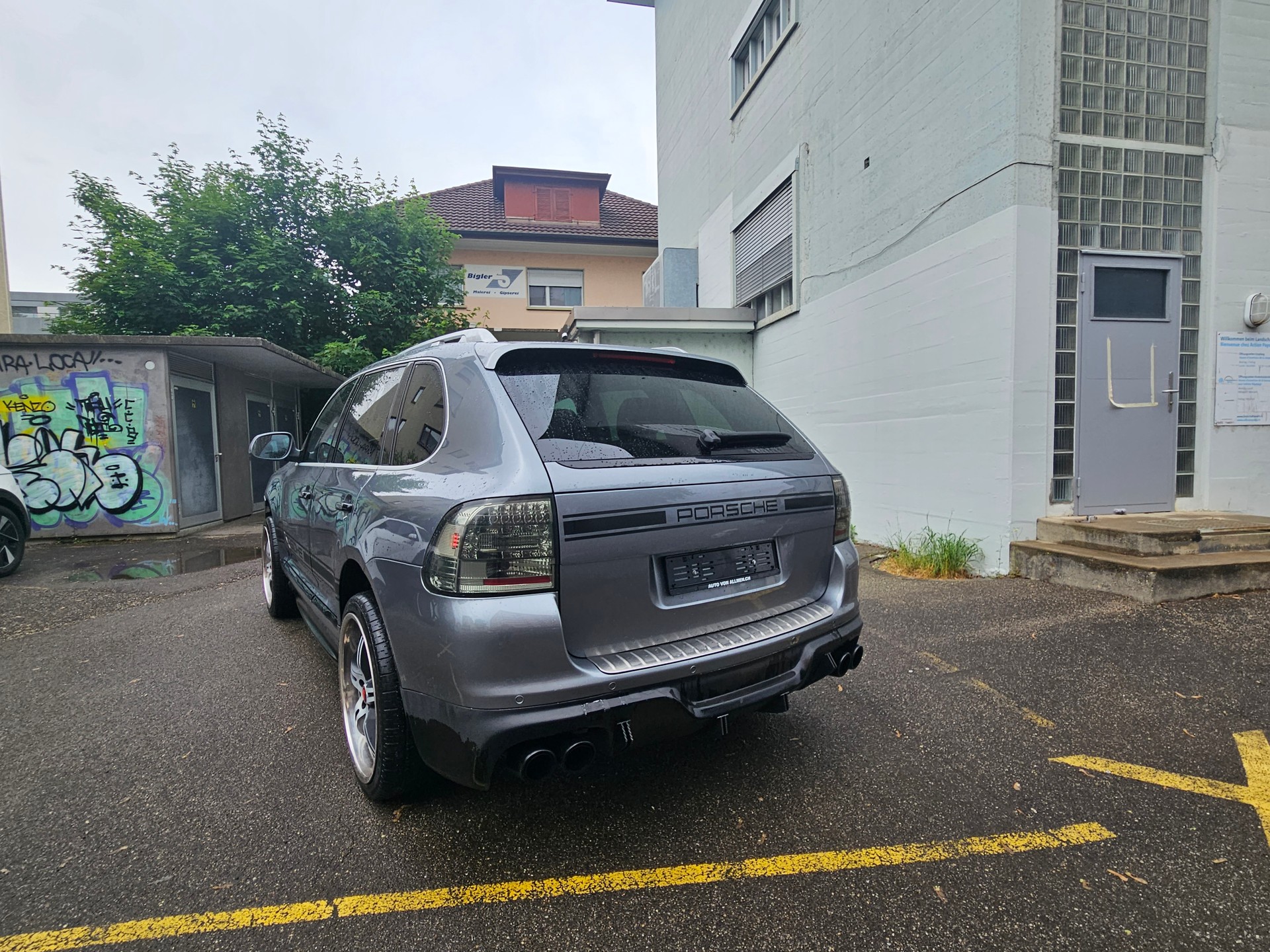 PORSCHE Cayenne S-image-5