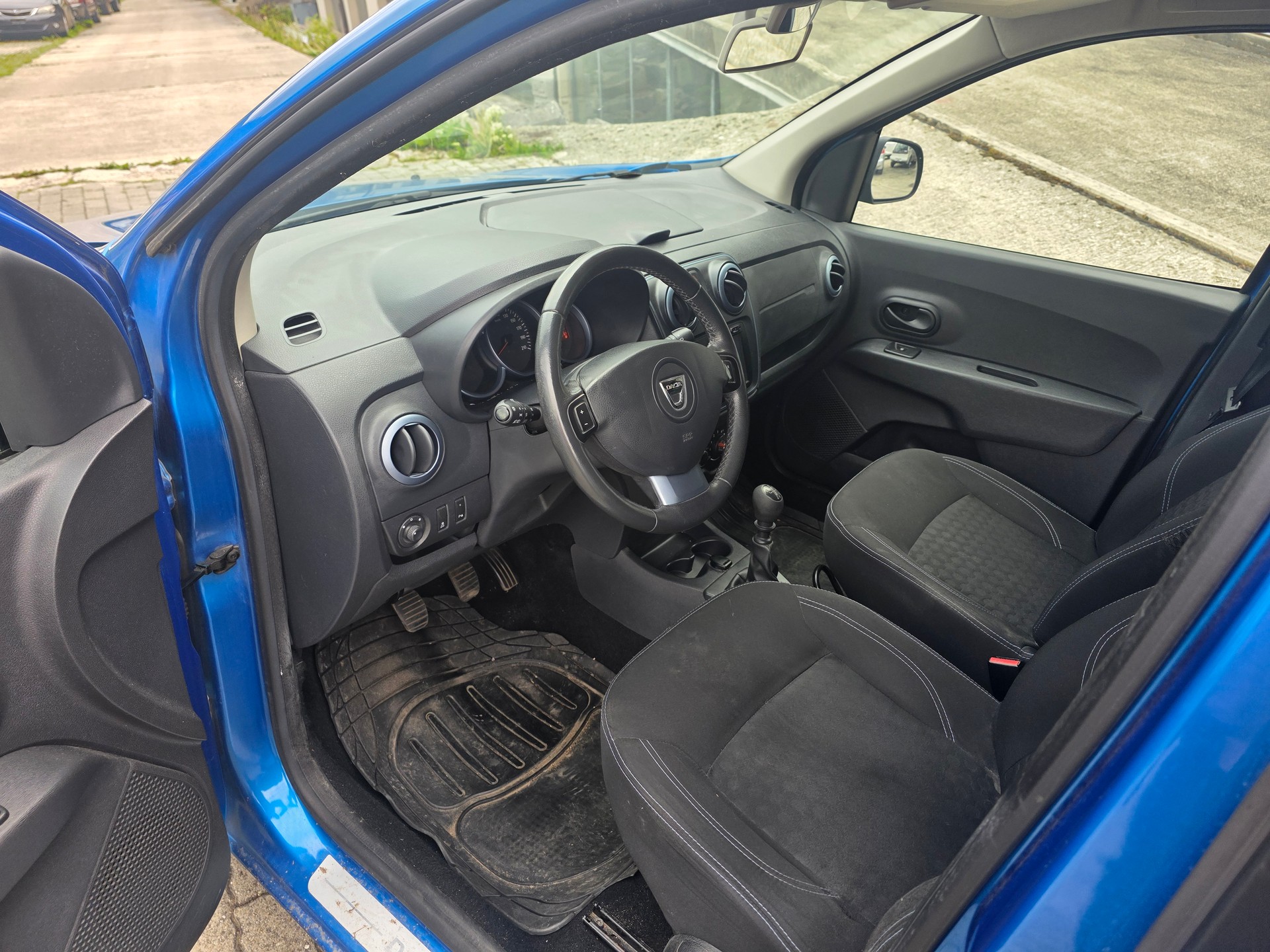 DACIA Lodgy 1.5dCi Stepway 7PL-image-7