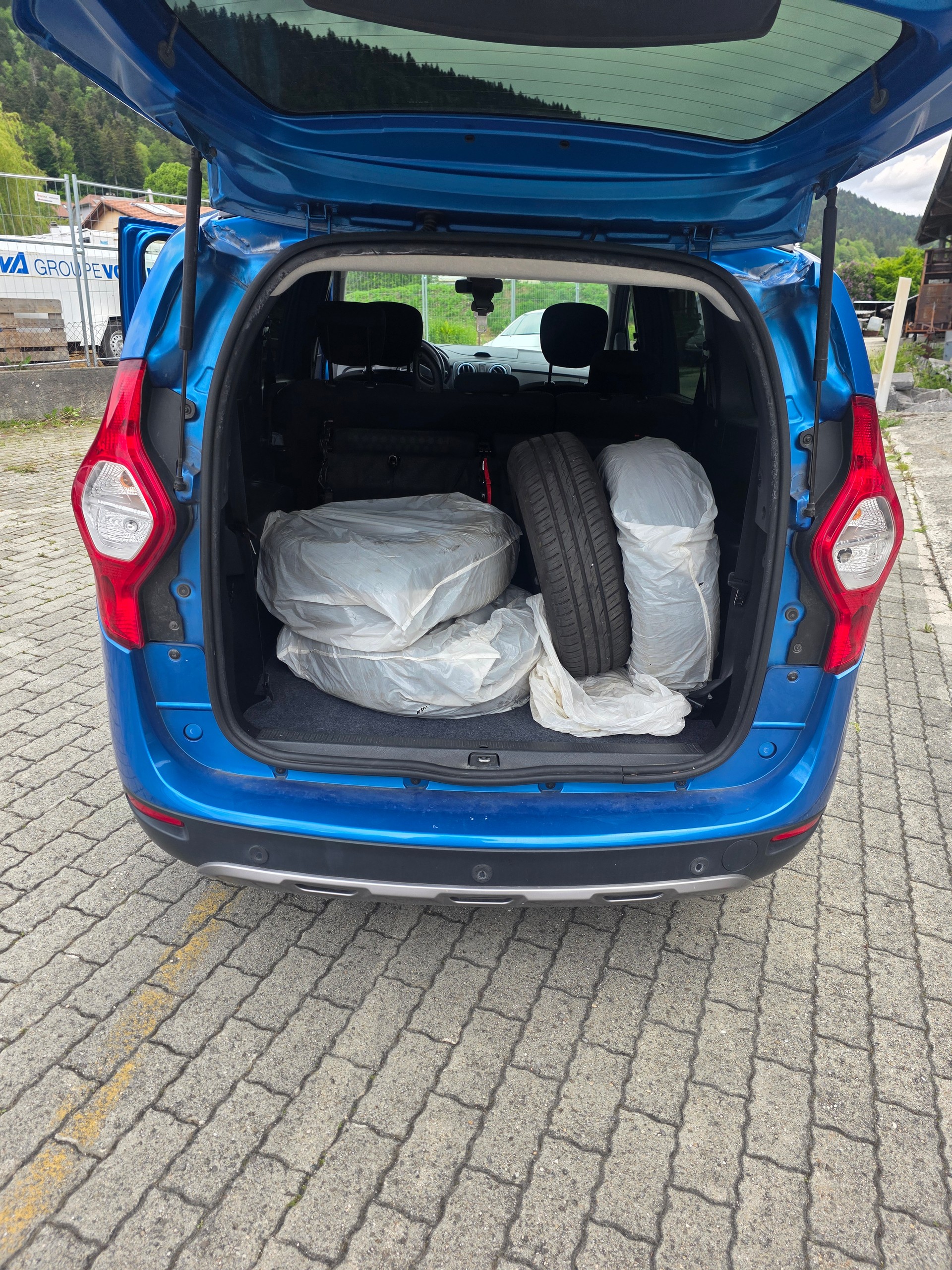 DACIA Lodgy 1.5dCi Stepway 7PL-image-11