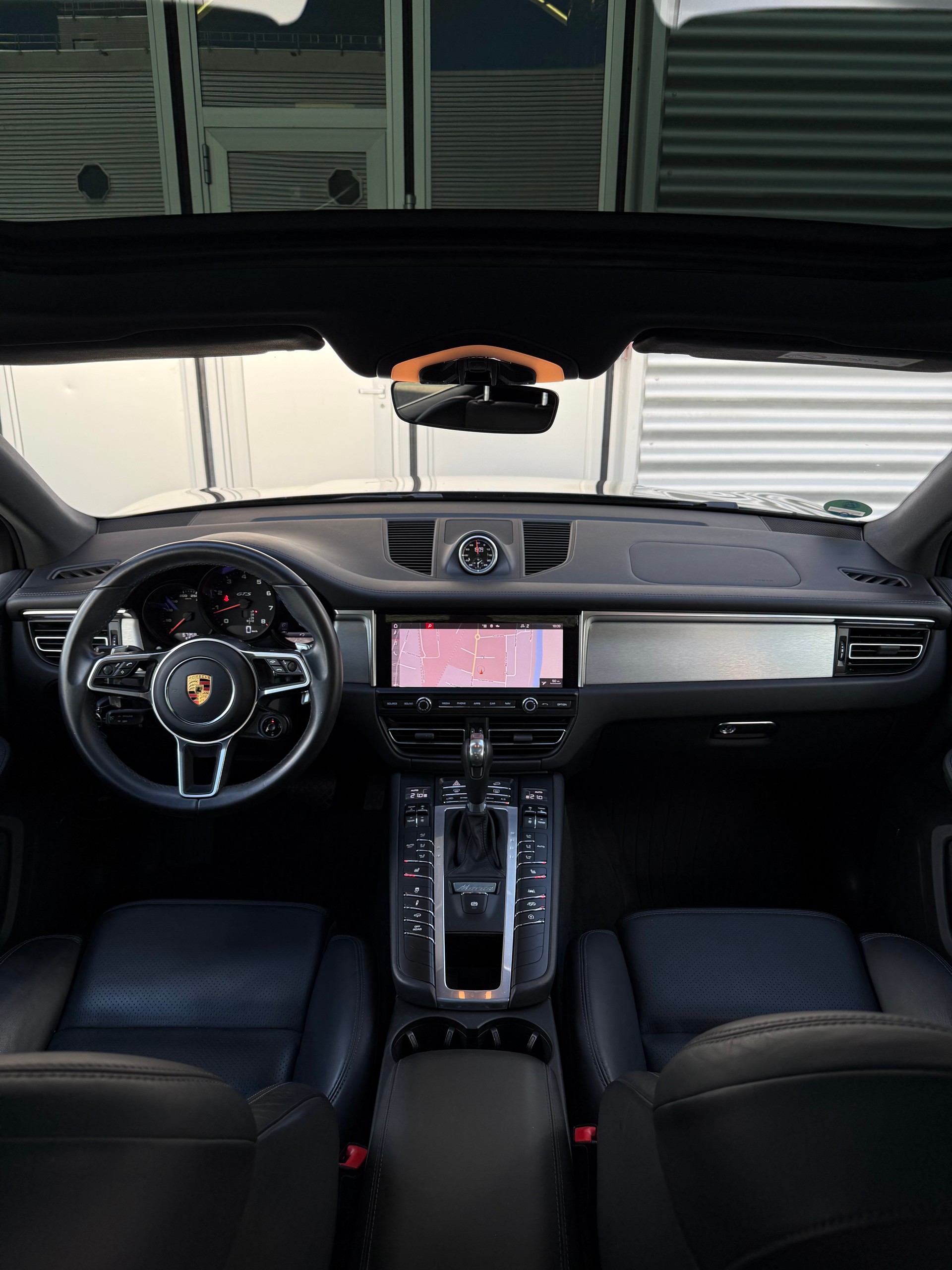 PORSCHE Macan GTS PDK-image-9