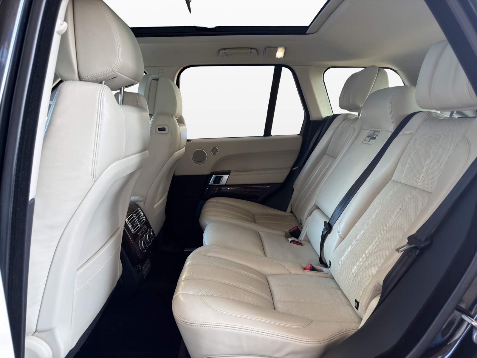 LAND ROVER Range Rover 3.0 TDV6 Vogue Automatic-image-27