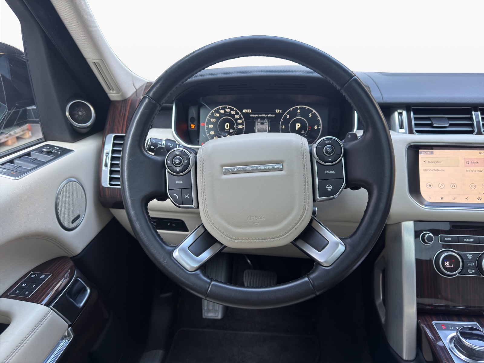 LAND ROVER Range Rover 3.0 TDV6 Vogue Automatic-image-10