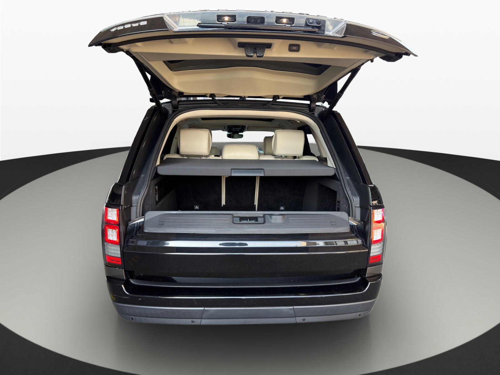LAND ROVER Range Rover 3.0 TDV6 Vogue Automatic-image-19