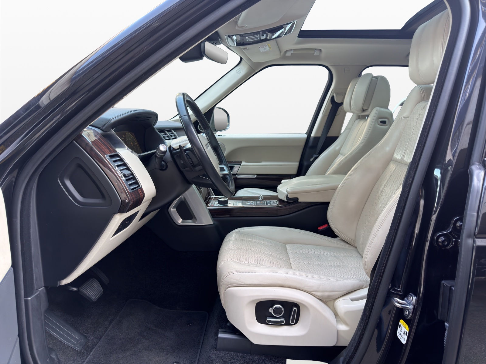 LAND ROVER Range Rover 3.0 TDV6 Vogue Automatic-image-8