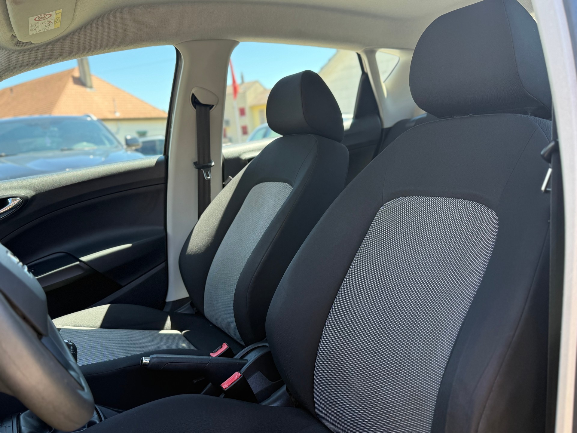 SEAT Ibiza 1.4 TDI Style-image-10