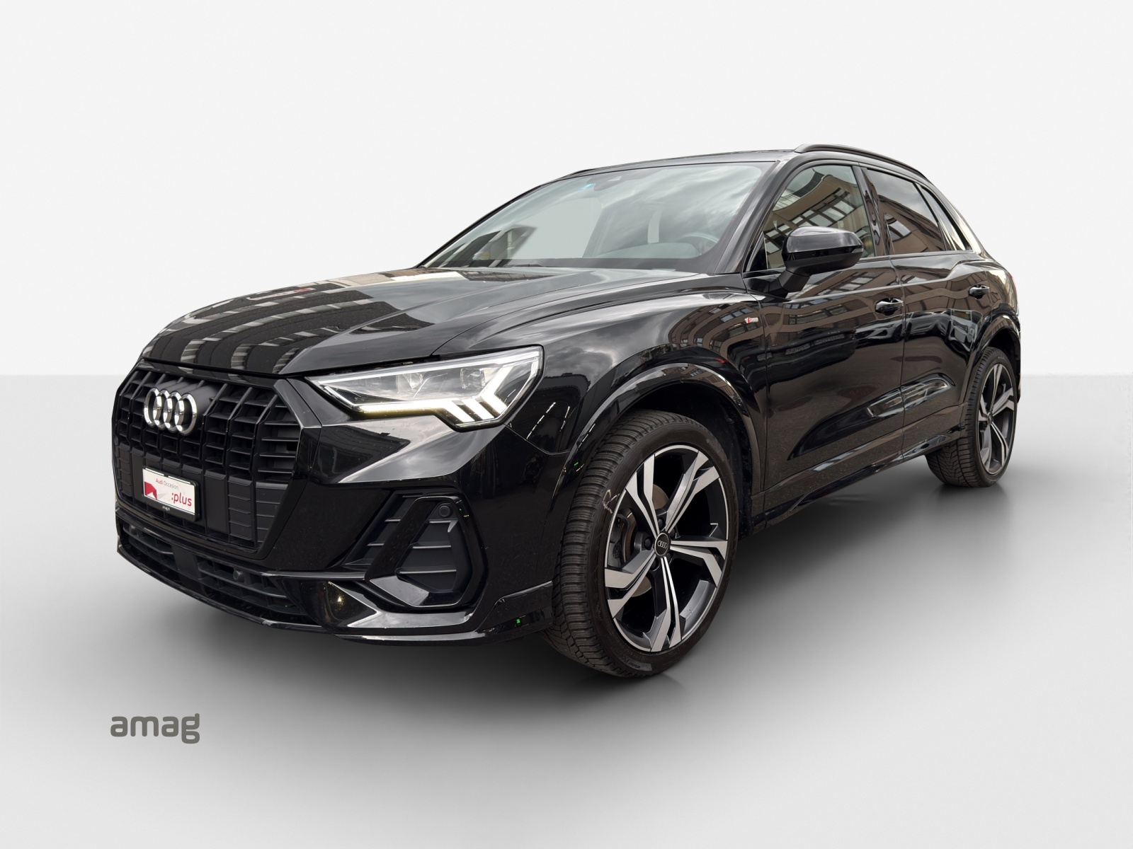AUDI Q3 35 TFSI S line Attraction S-tronic