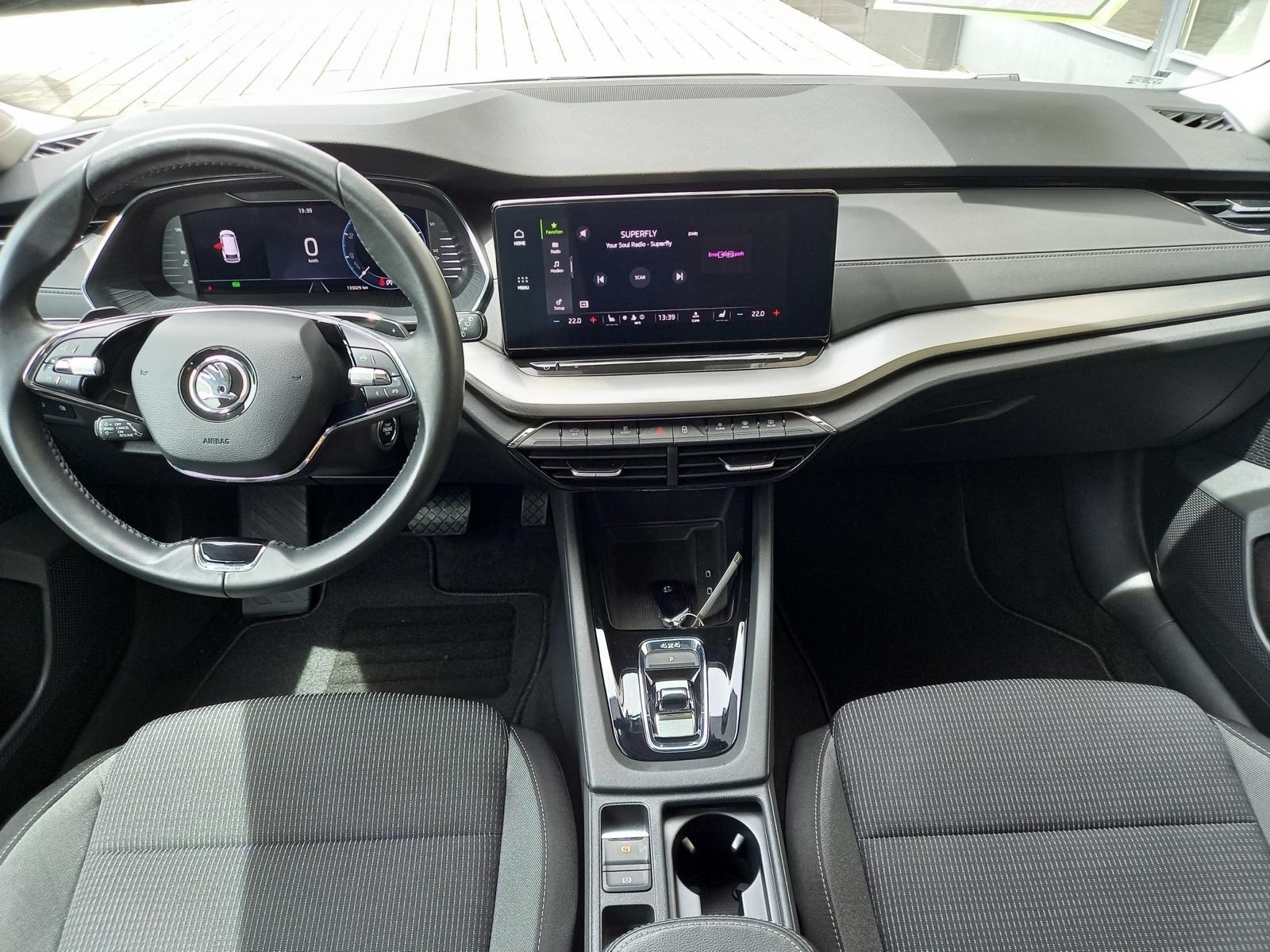 SKODA Octavia Combi 2.0 TDI DSG Ambition 4x4-image-4