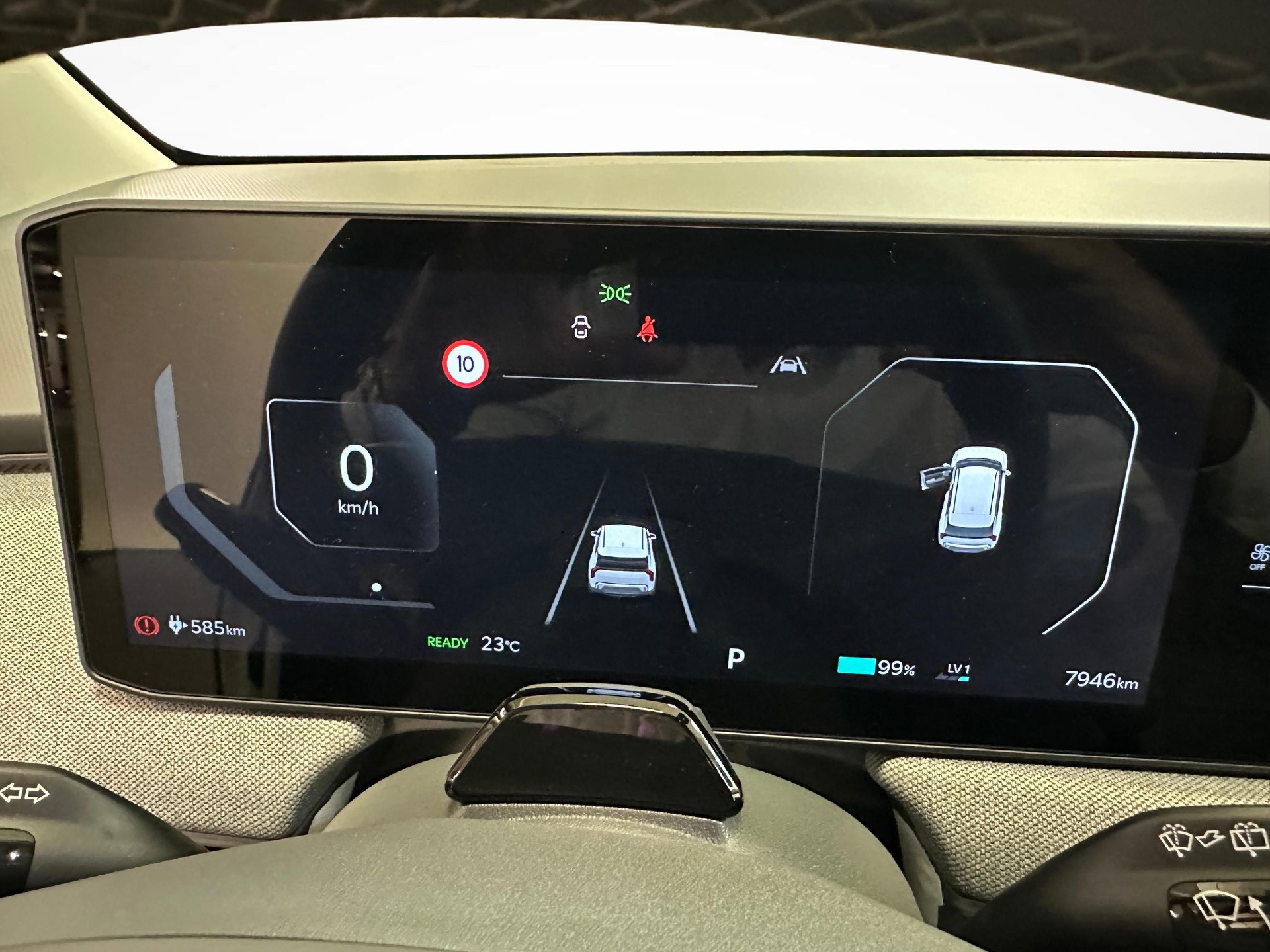 KIA EV3 81 kWh Earth-image-10