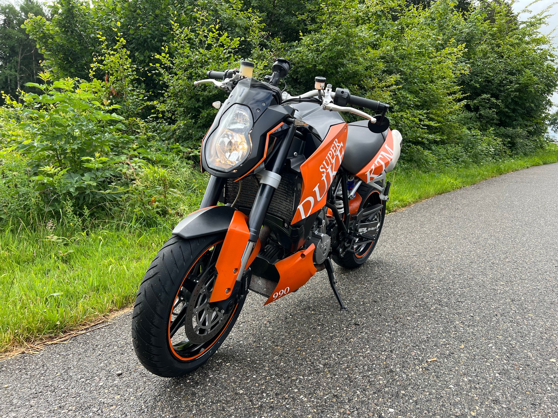 KTM 990 Super Duke-image-1