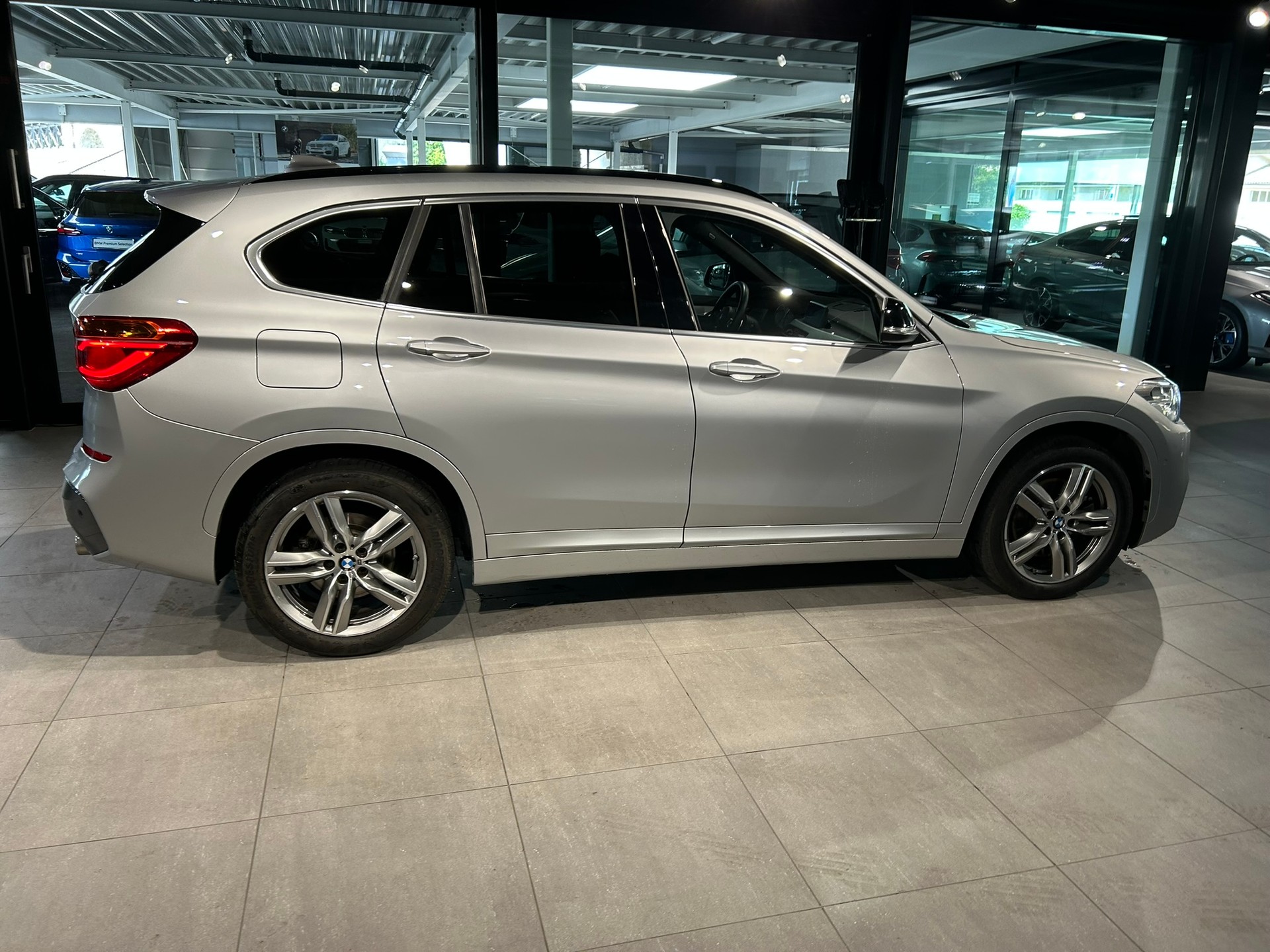 BMW X1 xDrive 20d M Sport Steptronic-image-12