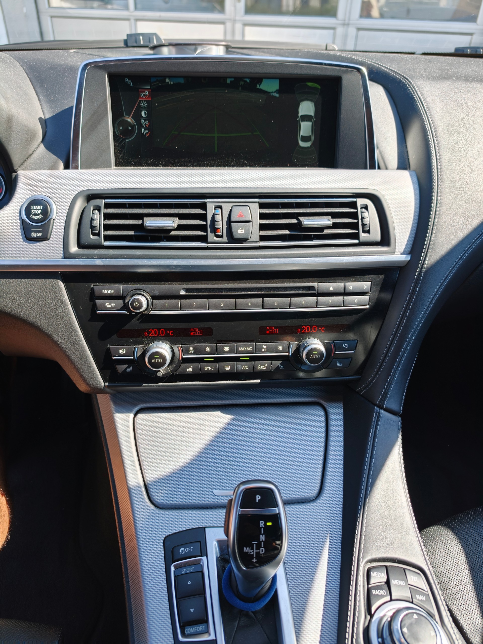 BMW 650i Coupé-image-11
