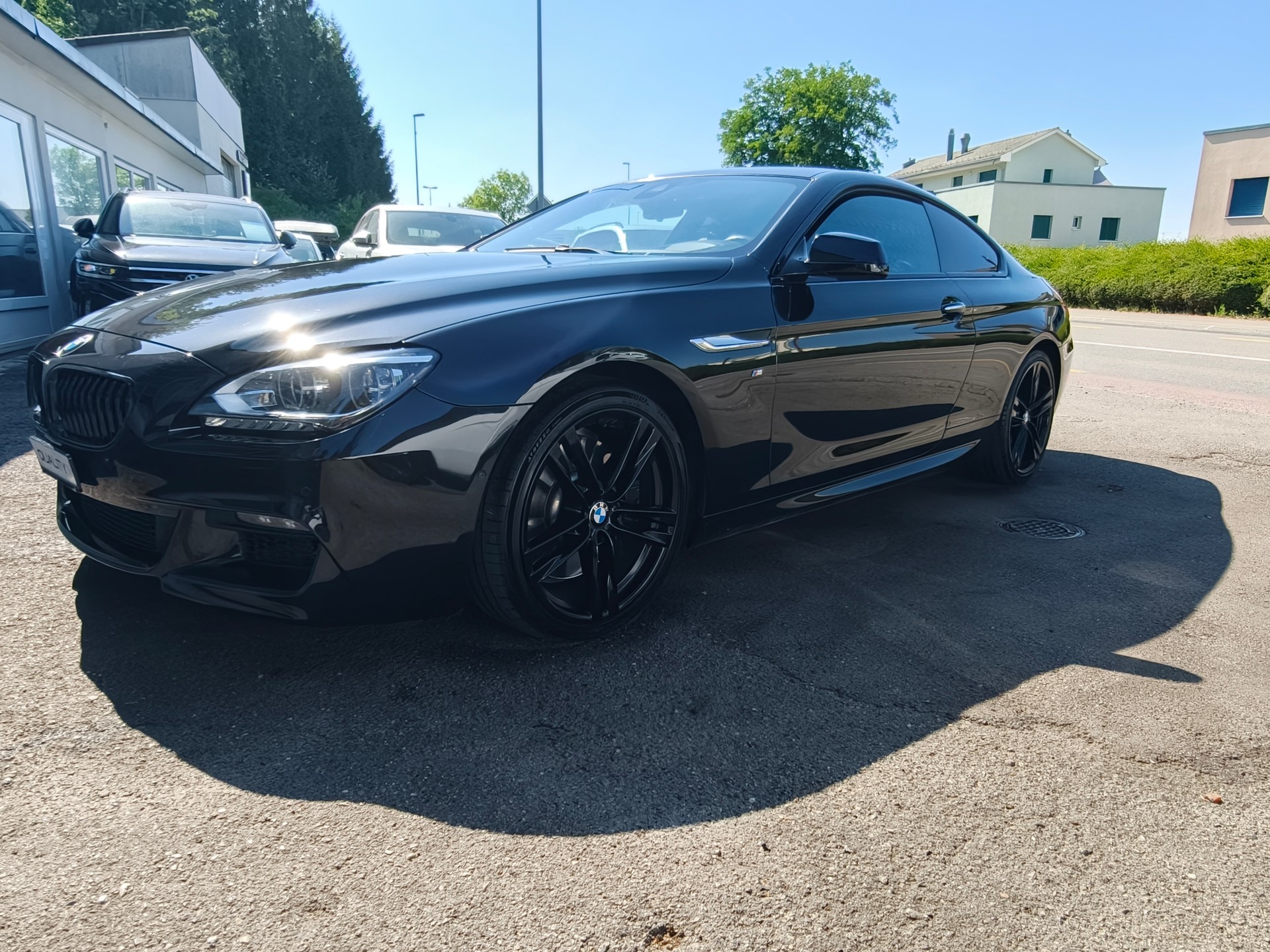 BMW 650i Coupé-showroom-element-1
