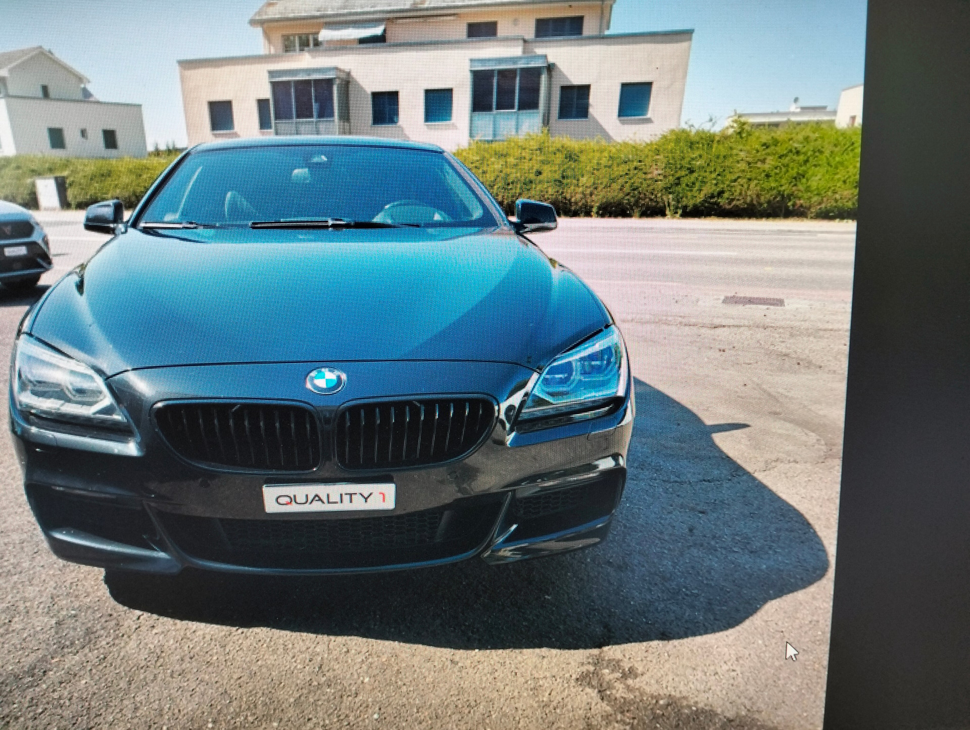 BMW 650i Coupé-showroom-element-2