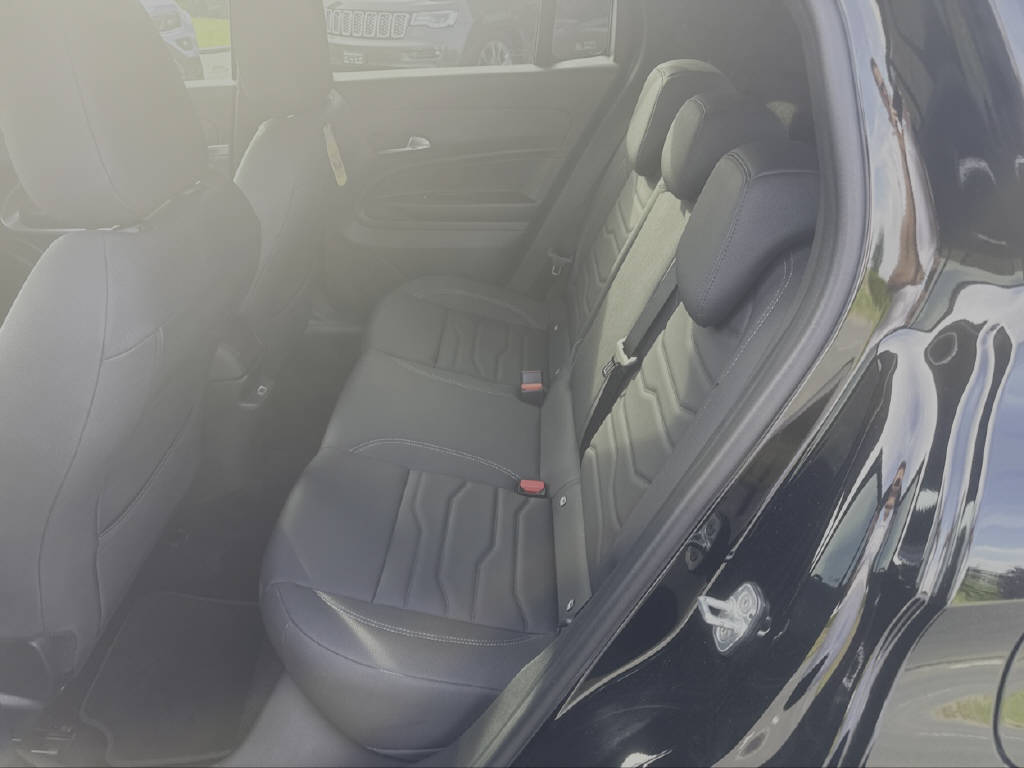 JEEP Avenger 1.2 MHEV Summit-image-8