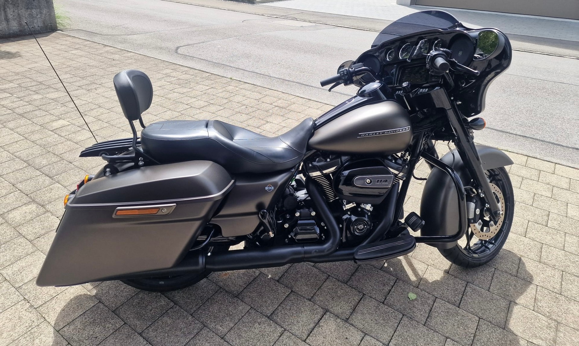 HARLEY-DAVIDSON Touring-image-0