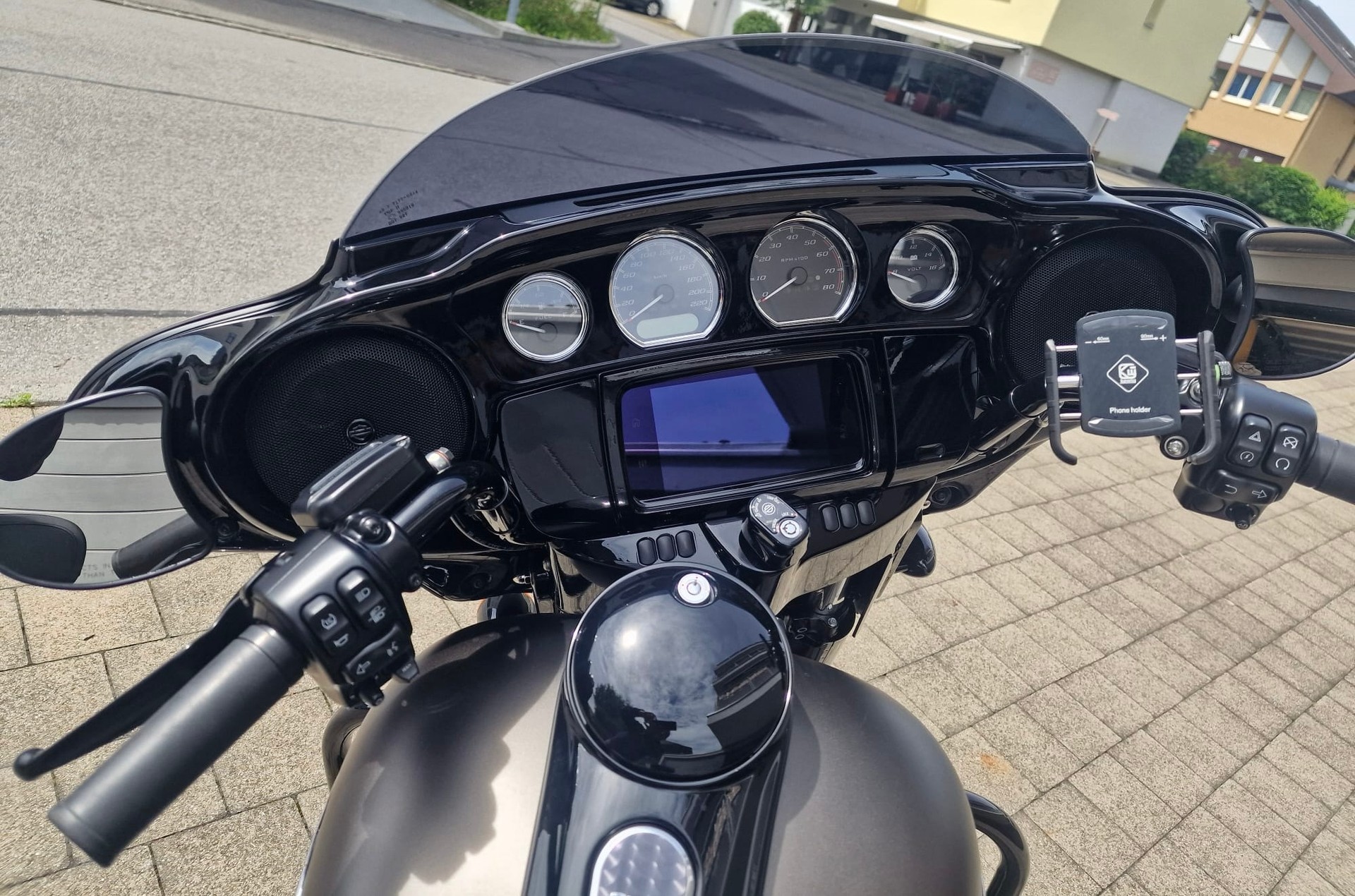 HARLEY-DAVIDSON Touring-image-4