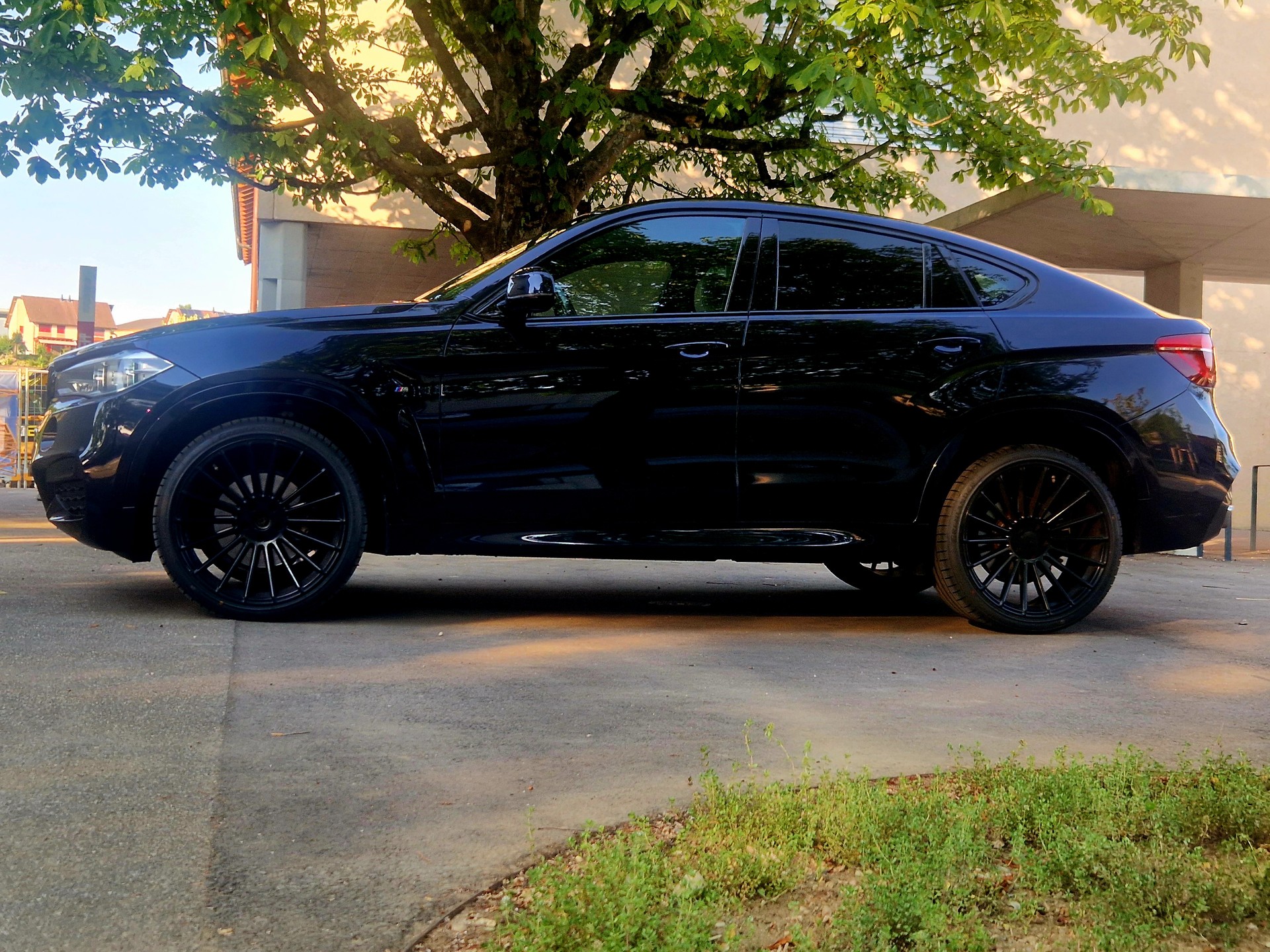 BMW XDrive 40d M-Packed-image-8