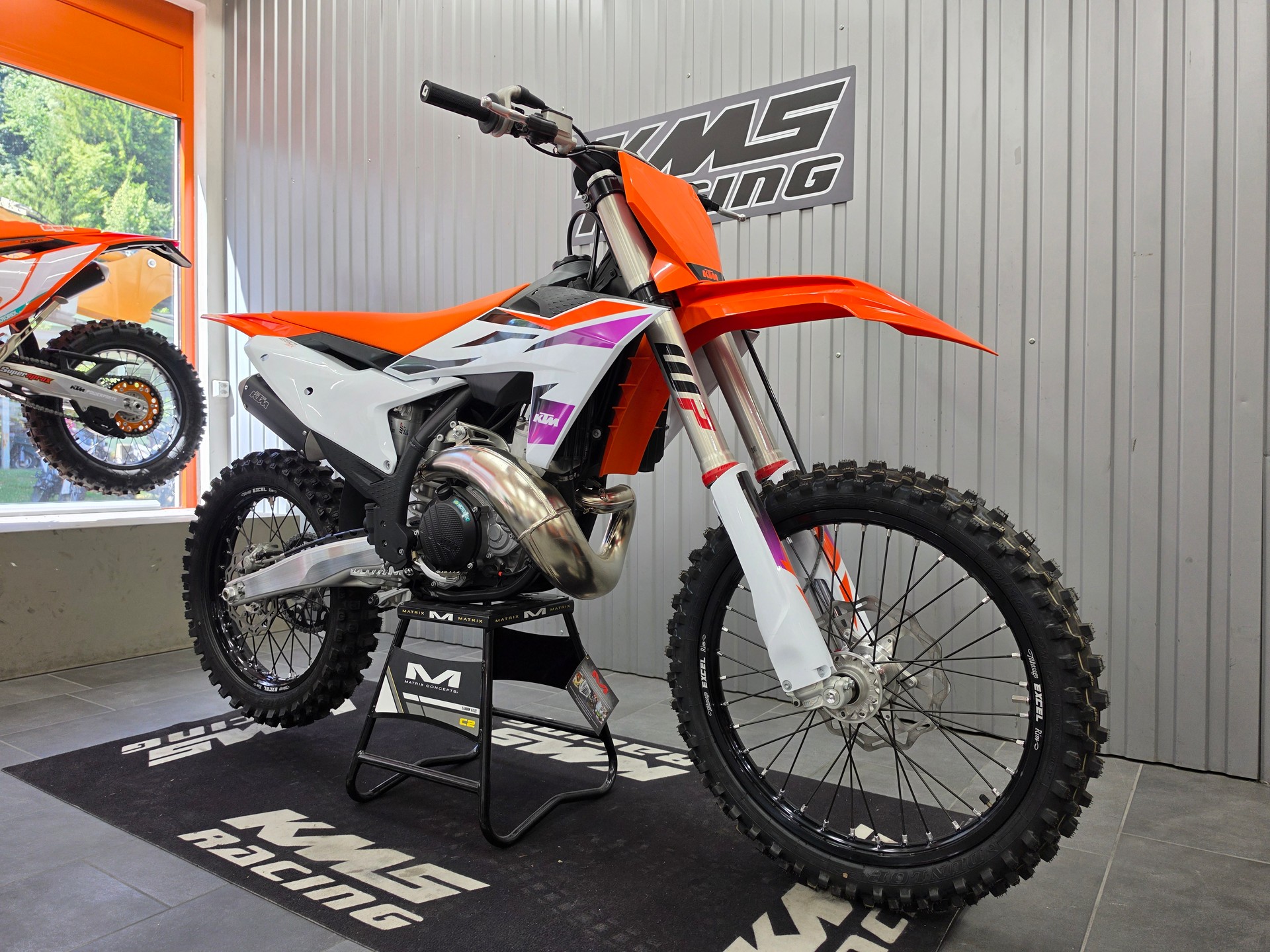 KTM 300 SX-showroom-element-2