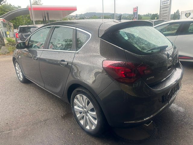 OPEL Astra 1.4i 16V Turbo-showroom-element-3