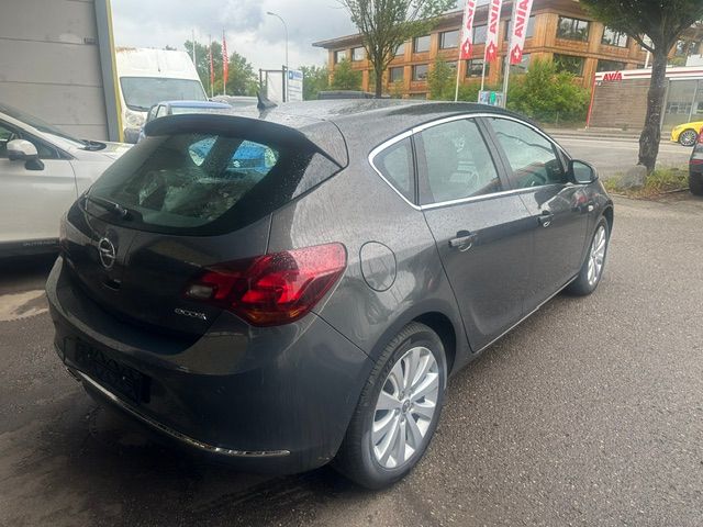 OPEL Astra 1.4i 16V Turbo-image-4