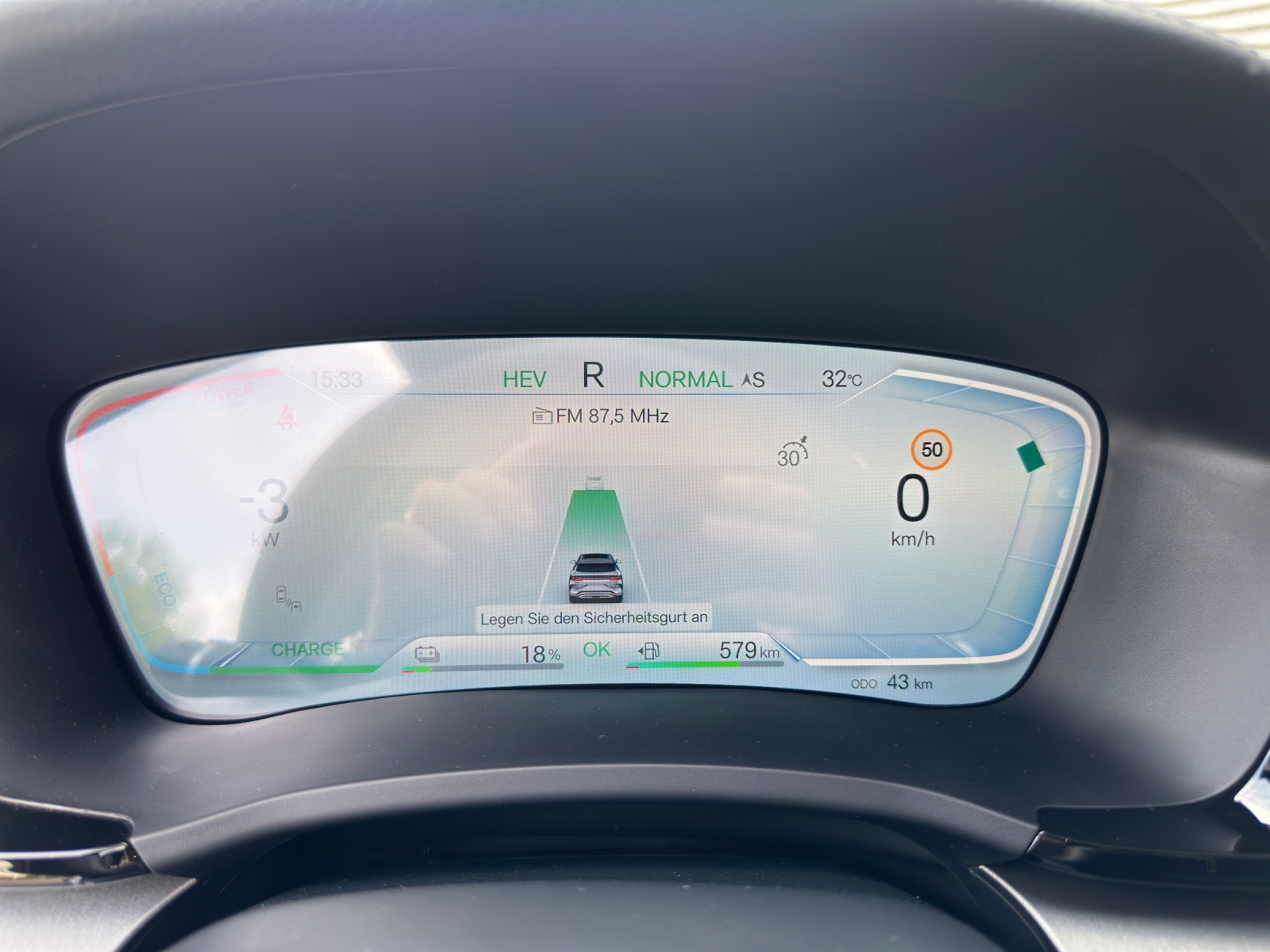 BYD Seal U DM-i Design AWD / Voll Ausstattung-image-13
