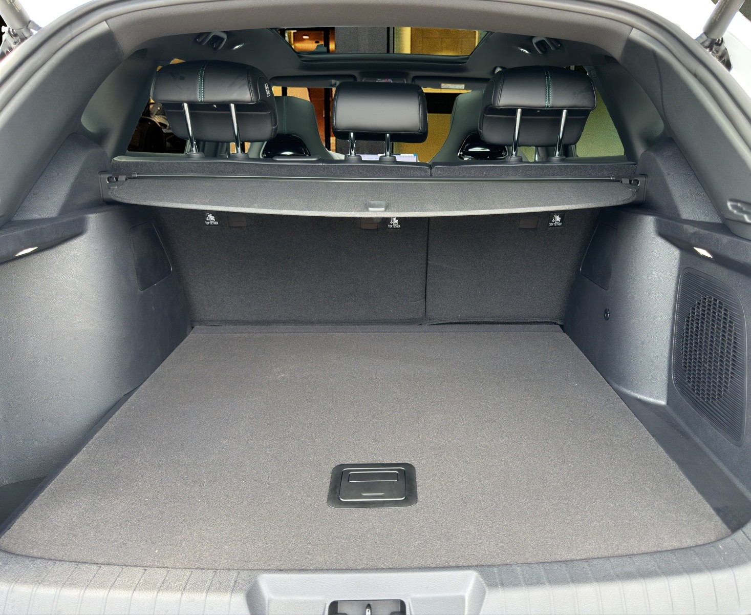 BYD Seal U DM-i Design AWD / Voll Ausstattung-image-18