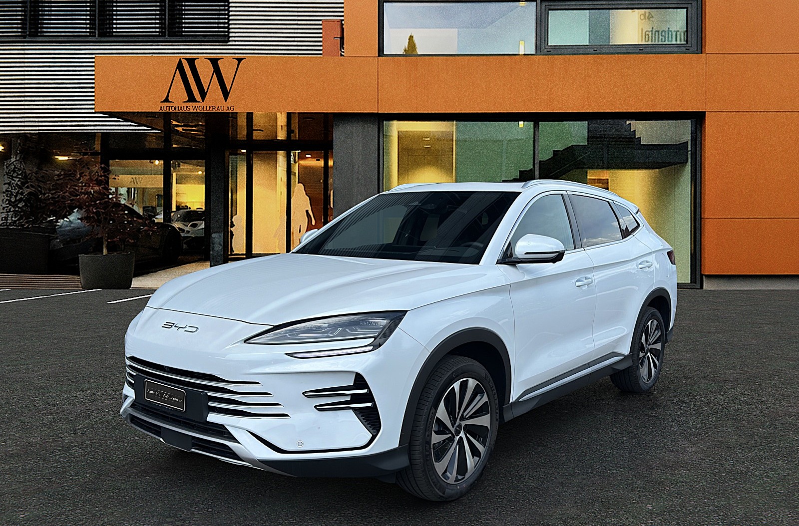 BYD Seal U DM-i Design AWD / Voll Ausstattung-showroom-element-3