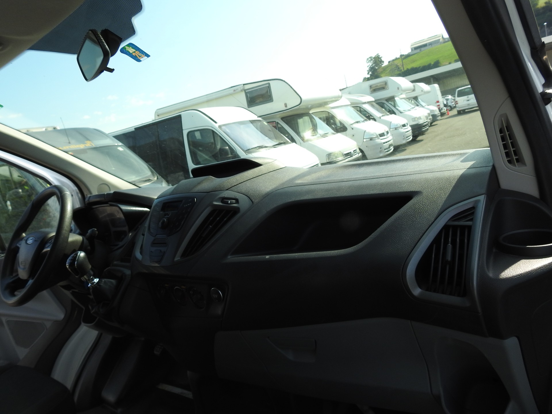 FORD Transit Custom Van 270 L1H1 Ambiente-image-19