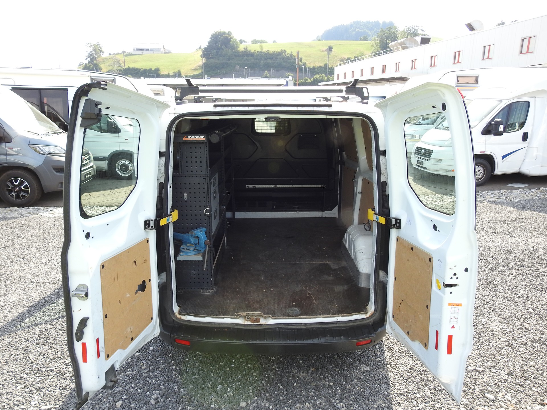 FORD Transit Custom Van 270 L1H1 Ambiente-image-14