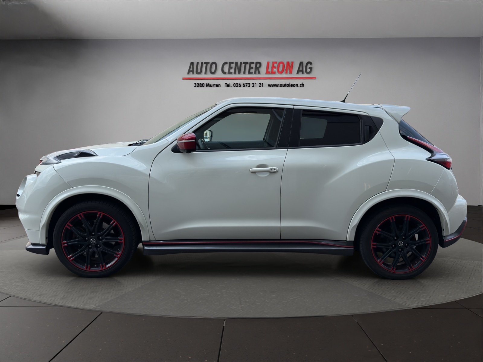 NISSAN Juke 1.6 DIG-T Nismo RS 4x4 Xtronic M-CVT-showroom-element-2