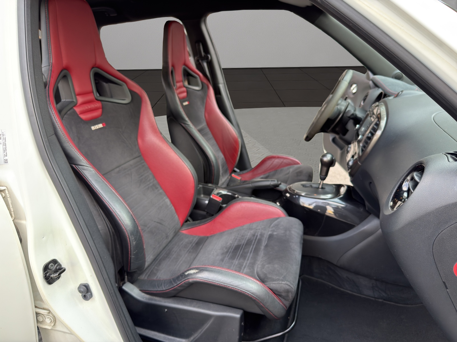 NISSAN Juke 1.6 DIG-T Nismo RS 4x4 Xtronic M-CVT-image-16