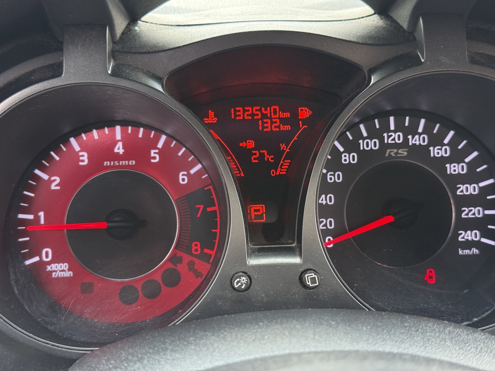 NISSAN Juke 1.6 DIG-T Nismo RS 4x4 Xtronic M-CVT-image-10