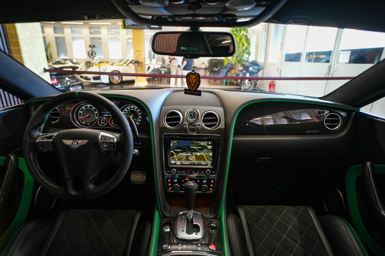 BENTLEY Continental GT3-R-image-10