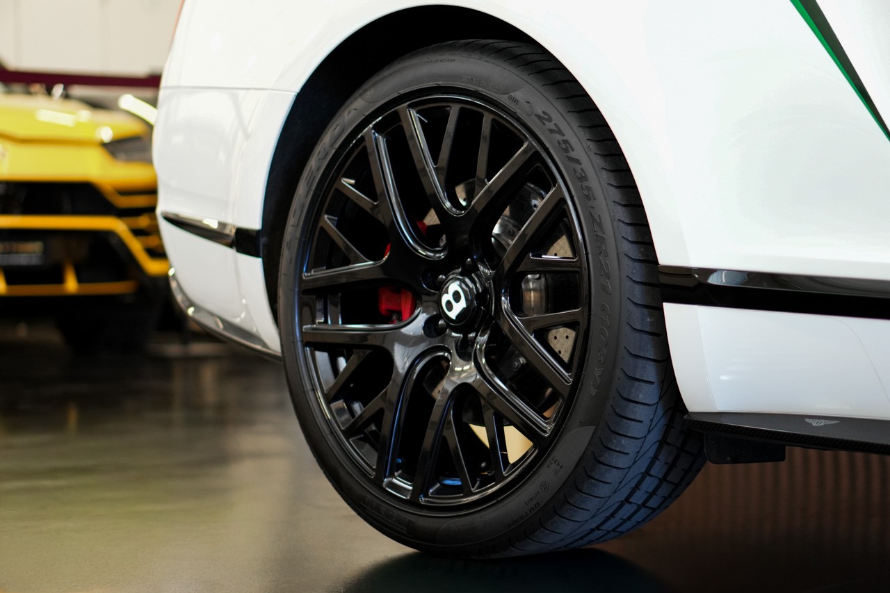 BENTLEY Continental GT3-R-image-9