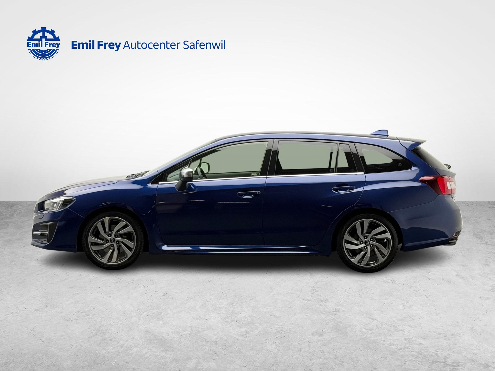 SUBARU Levorg 2.0i Swiss Plus-showroom-element-1